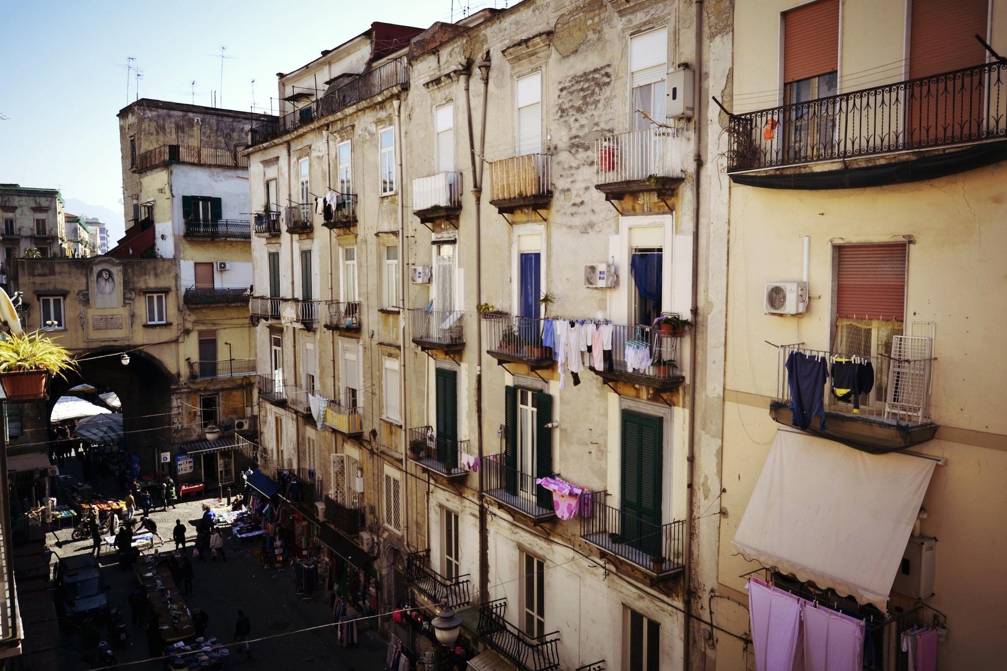 Hotel Colombo Napoli Bagian luar foto