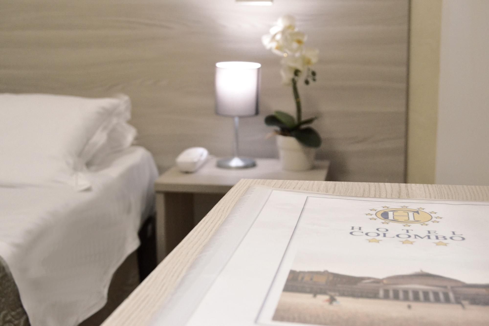 Hotel Colombo Napoli Bagian luar foto