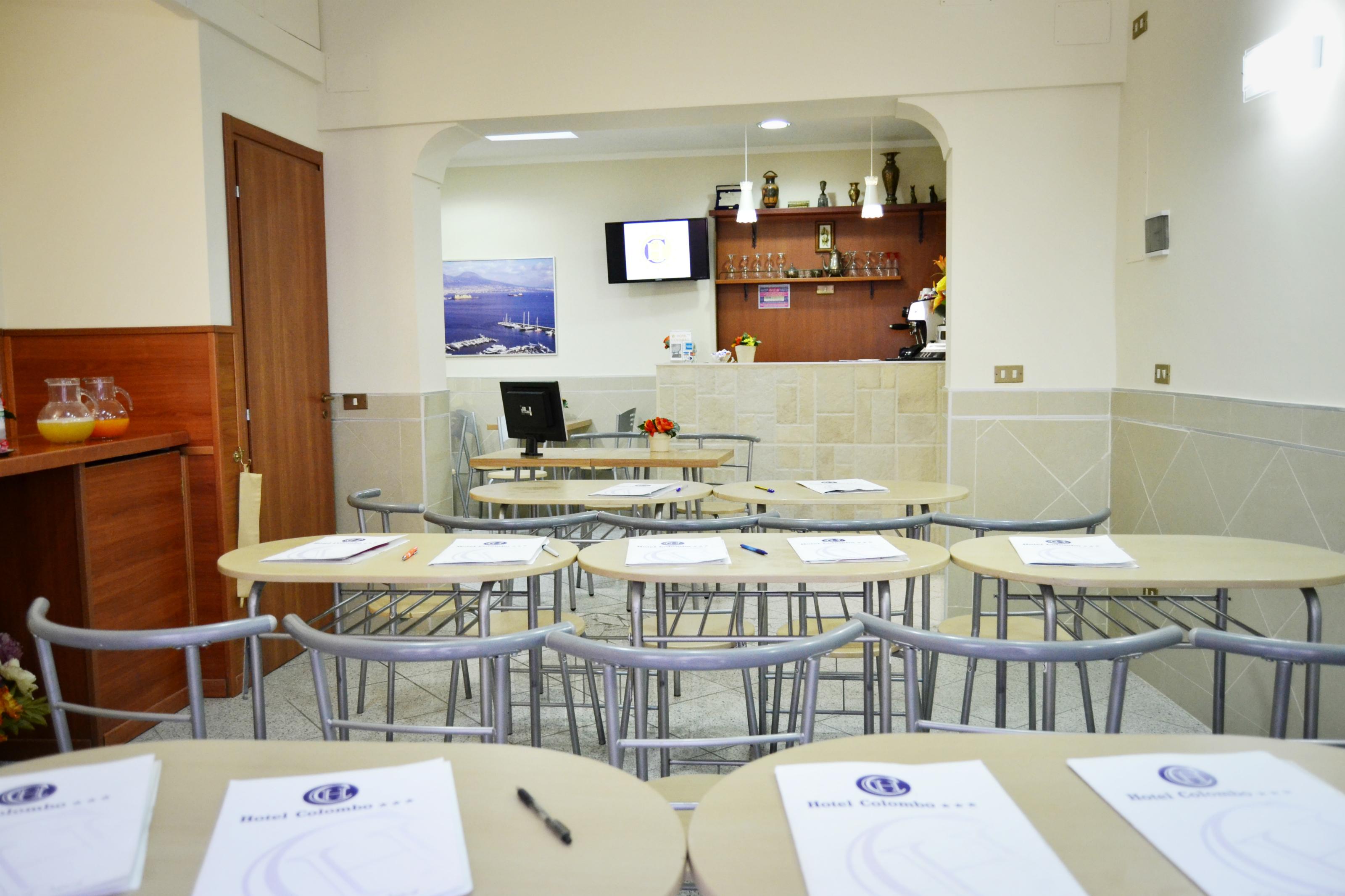 Hotel Colombo Napoli Bagian luar foto