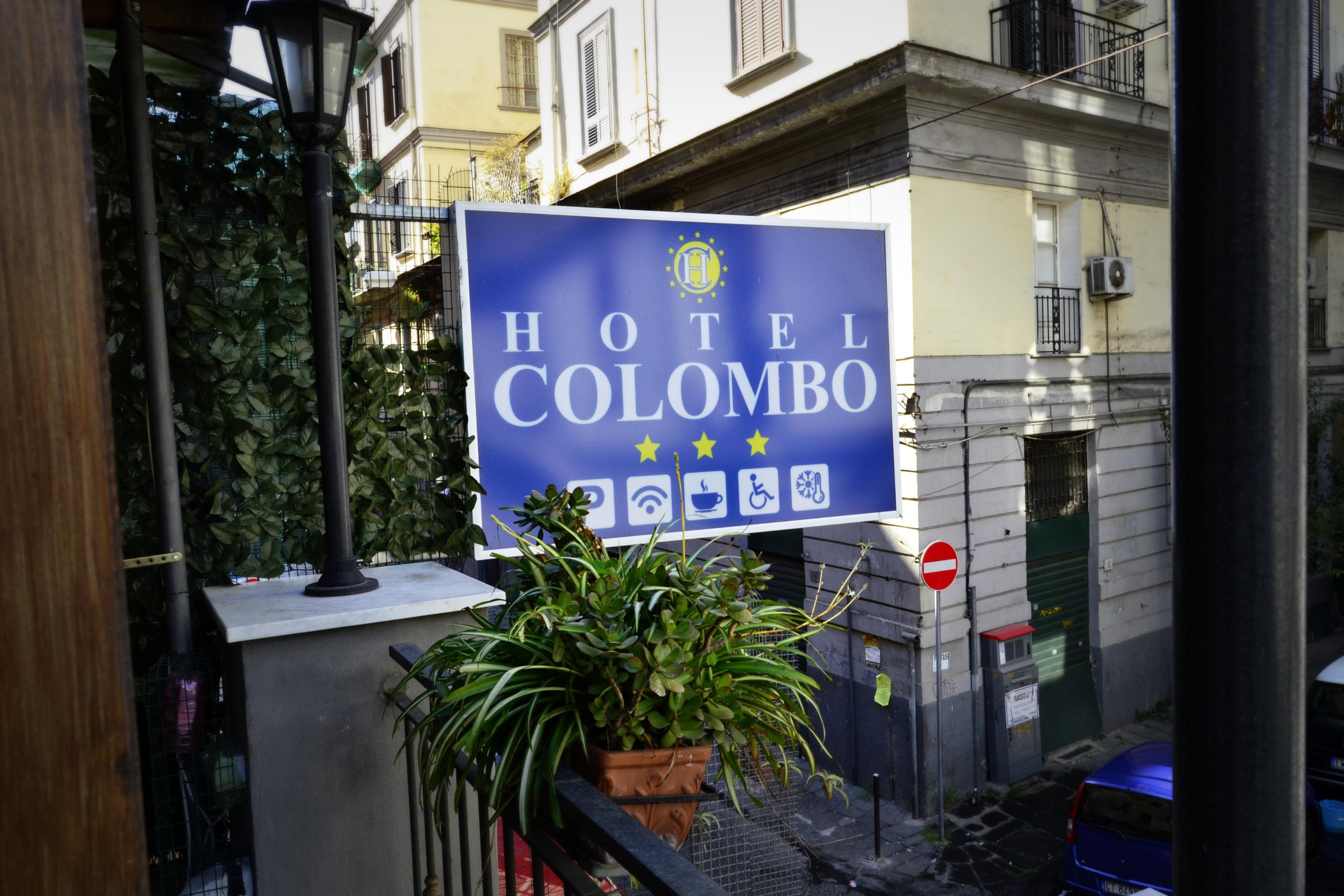 Hotel Colombo Napoli Bagian luar foto